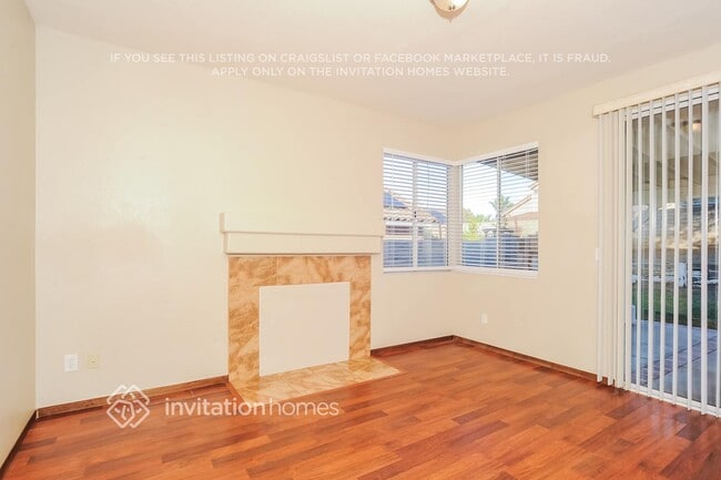 Building Photo - 39926 Milan Dr