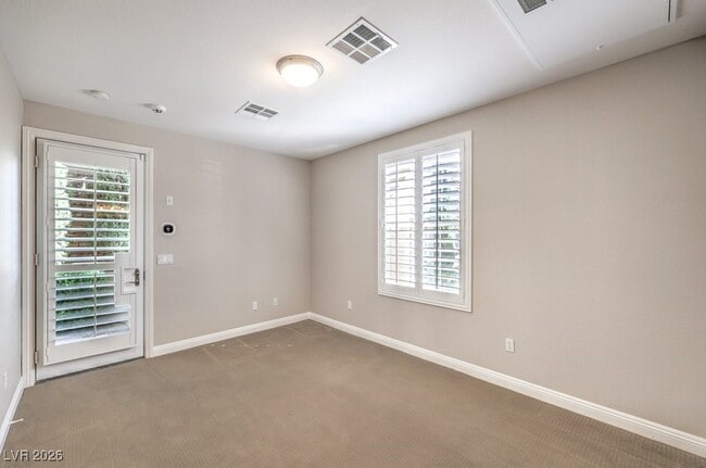 Building Photo - 636 Chervil Valley Dr