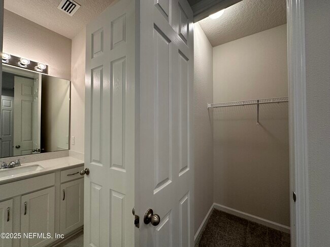 Building Photo - 282 Little Bear Run
