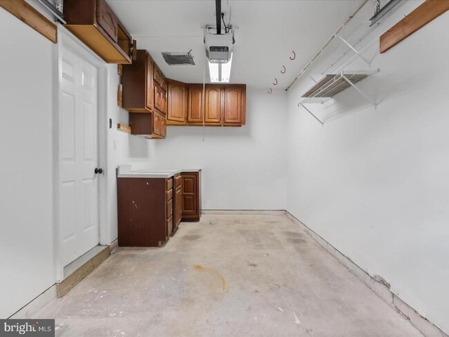 Building Photo - 1802 9th St S