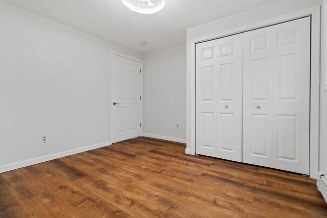 Building Photo - 58 Cutler Dr