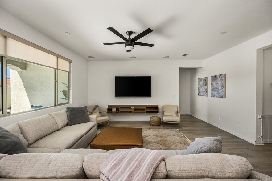Building Photo - 29807 Pumpwood Ct