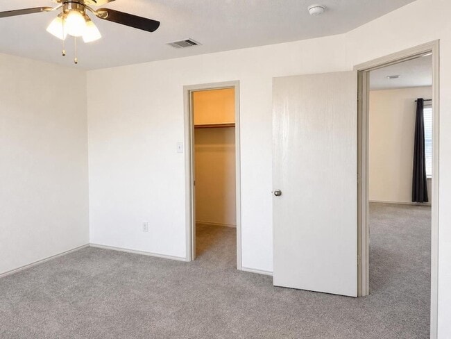 Building Photo - 1621 Village Park Trail