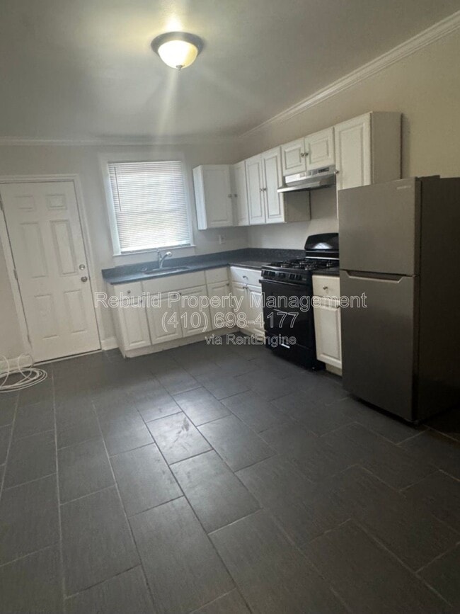 Building Photo - 5 S Conkling St