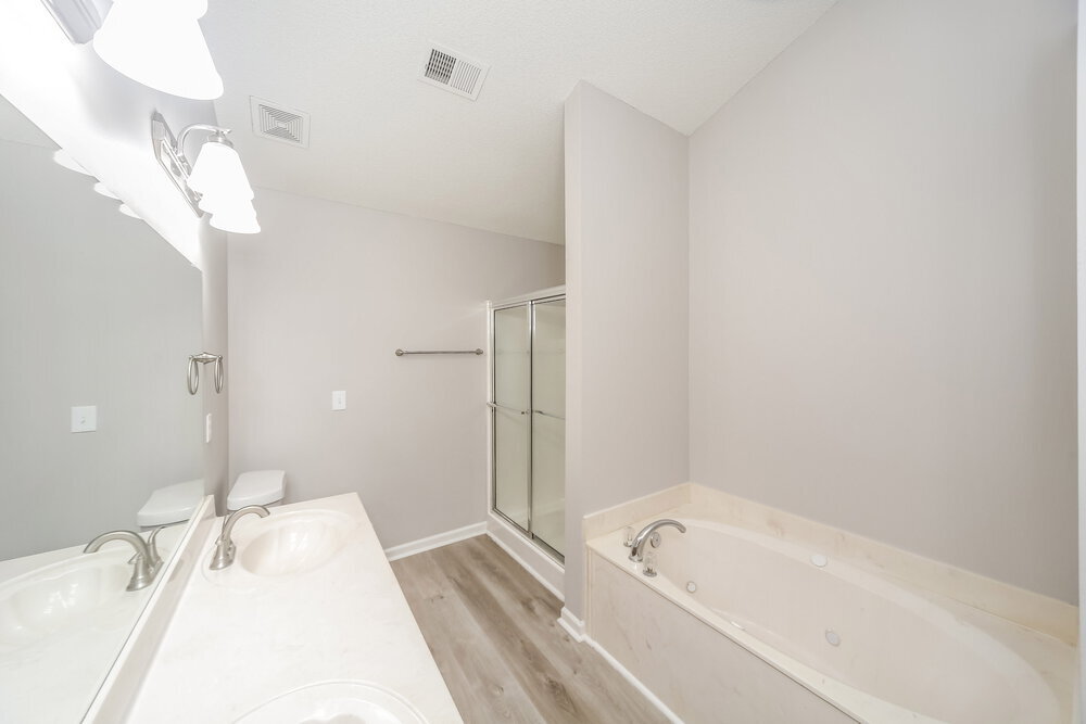 Building Photo - 1679 Central Trails Dr