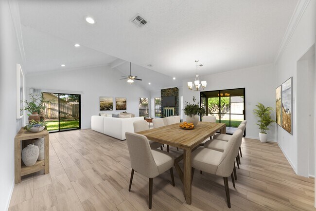 Building Photo - 819 Millpond Dr