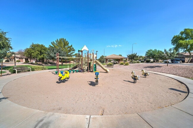 Building Photo - 4221 S Danyell Dr