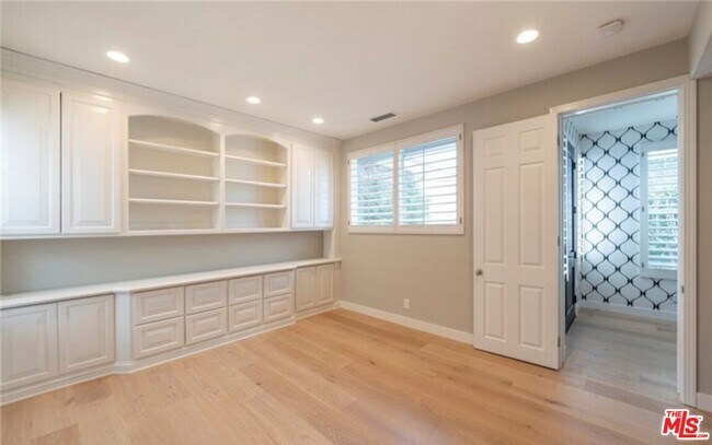 Building Photo - 7 Libra Ct