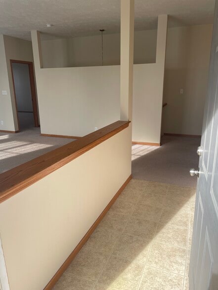 Building Photo - 5513 Sandhutton Ct