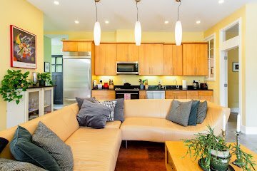 Building Photo - 1833 5th St NW