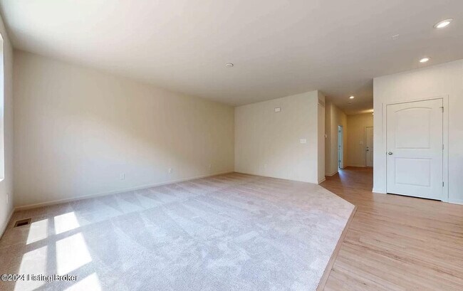 Building Photo - 7618 Fair Ln