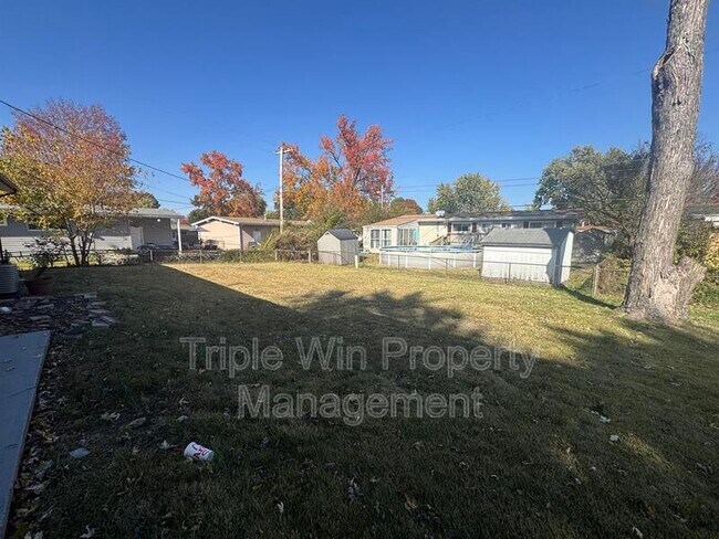 Building Photo - 775 Crabapple Ln