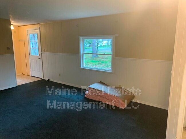 Building Photo - 3 Sweet Fern Dr