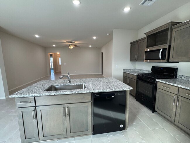 Building Photo - NEW CONTRUCTION - 4 bed-3 bath-3 car garage.