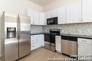 Building Photo - 324 Ridgerock Dr