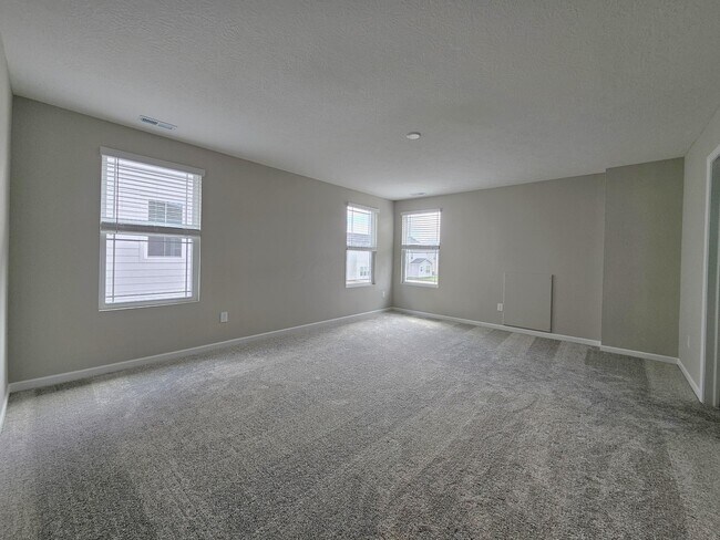 Building Photo - 8604 Apricot Wy