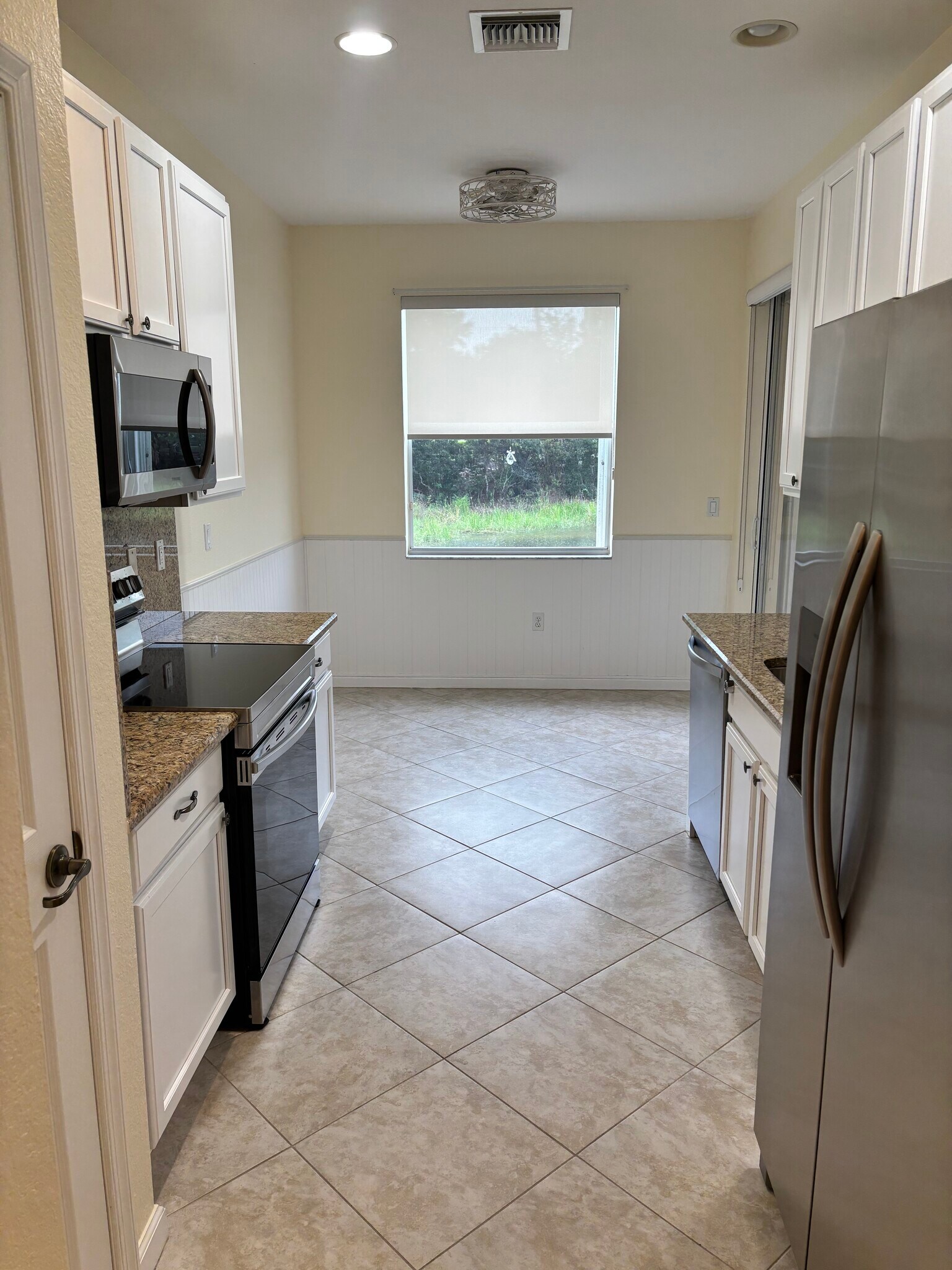 Kitchen - 7554 SW Herrington Ln