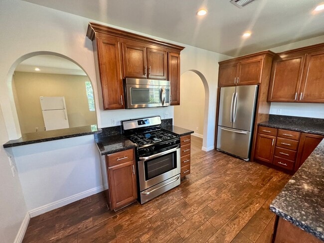 Building Photo - 8343 DUNBARTON - SHORT TERM LEASES AVAILABLE , NEWER*4 BD*3BA*TOWNHOME*PRIVATE YARD*WASHER/DRYER*