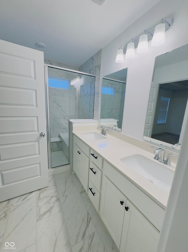 Building Photo - 4906 Gilet Dr