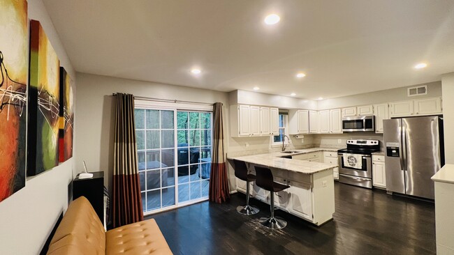 Building Photo - 12480 Sweet Leaf Ter