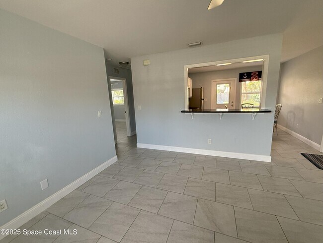 Building Photo - 108 Niemira Ave