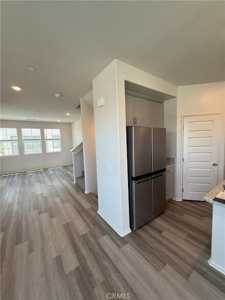 Building Photo - 40475 Melrose Dr