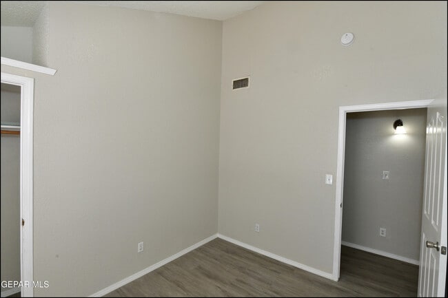 Building Photo - 12257 Robert Dahl Dr