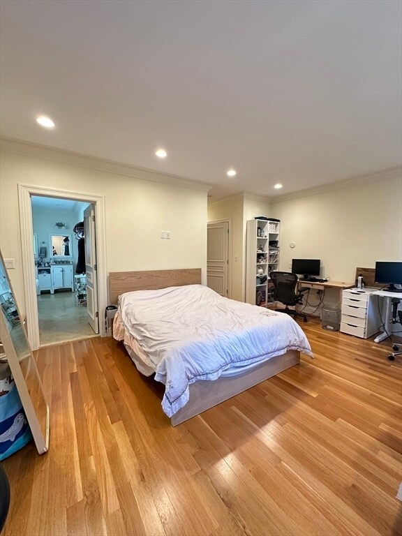 Building Photo - 191 Newtonville Ave