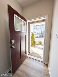 Building Photo - 3106 Laurel Hl Rd