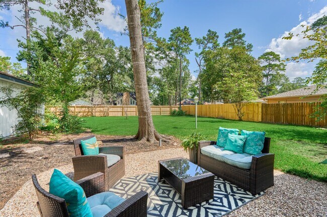 Building Photo - 6214 Fawnwood Dr