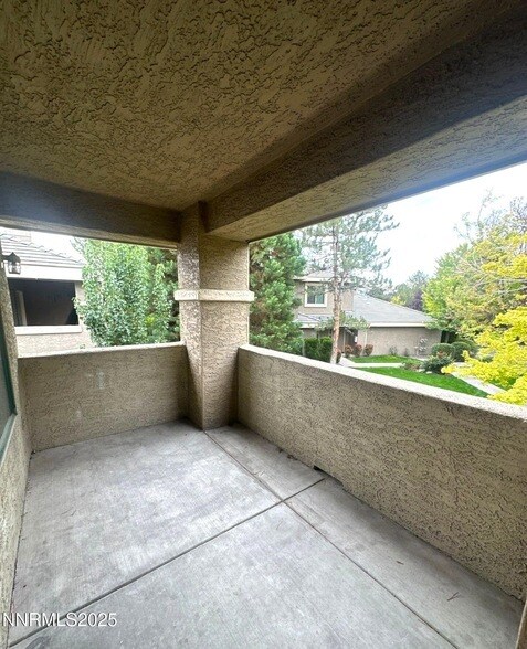 Building Photo - 900 S Meadows Pkwy