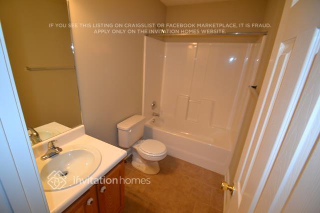 Building Photo - 195 Hamilton Dr