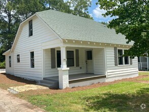 Building Photo - Nice little house in Downtown Monroe