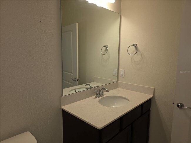 Building Photo - 15949 Winding Bluff Dr