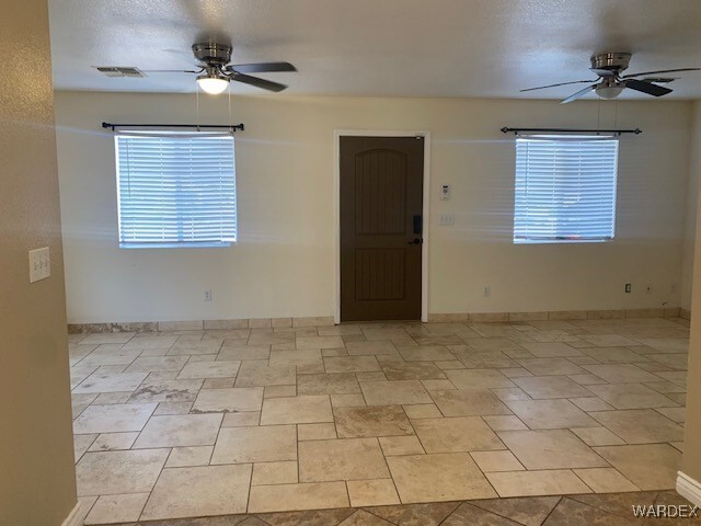 Building Photo - 548 Ramar Rd