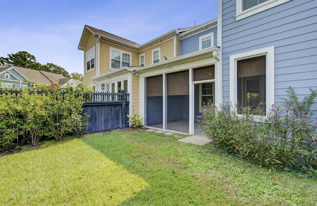 Building Photo - 2005 Kings Gate Ln