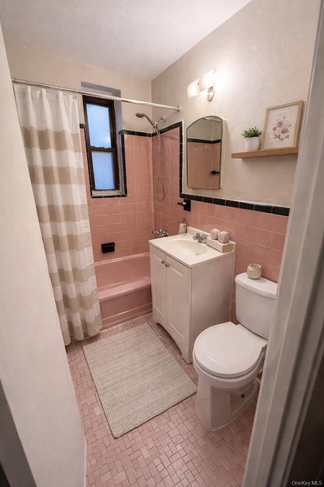 Building Photo - 277 Bronx River Rd