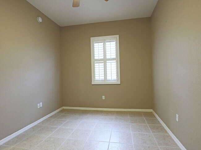 Building Photo - 9836 Catena Way