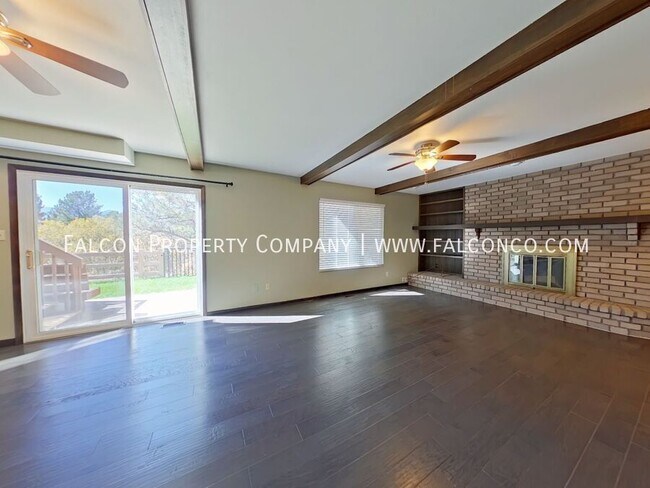 Building Photo - 133 Dolomite Dr