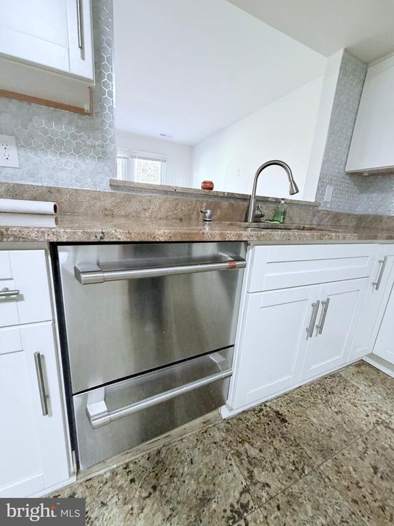 Building Photo - 24 Wilcox Ct