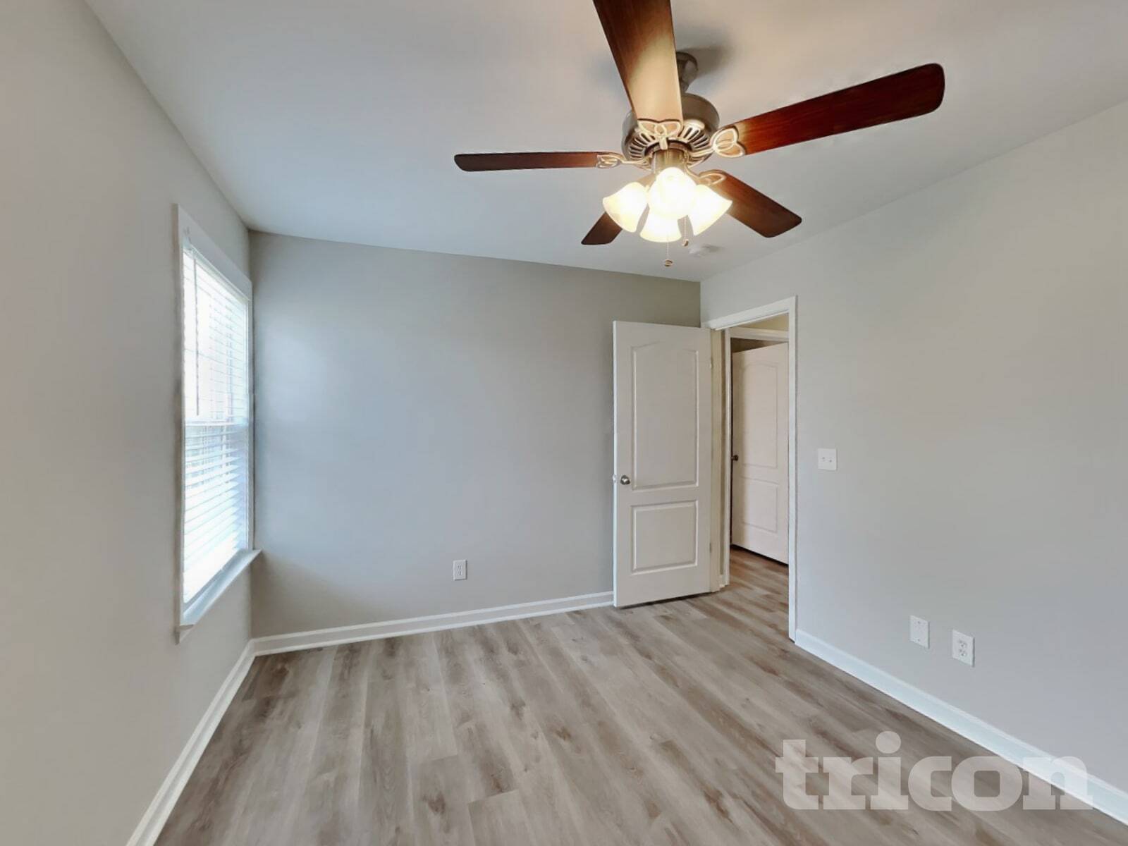 Building Photo - 401 Parrish Hill