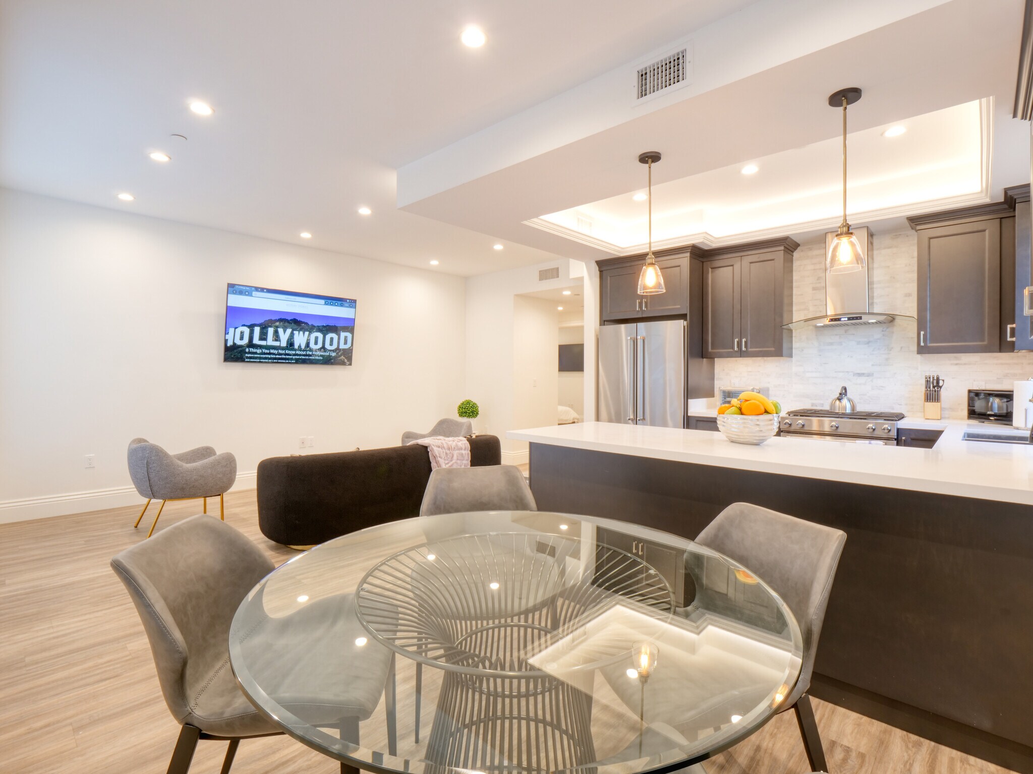 Building Photo - 911 S Shenandoah St