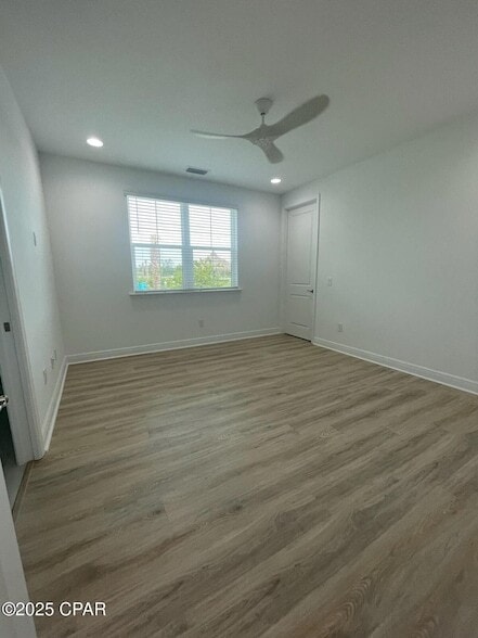 Building Photo - 9225 Cool Breeze Dr