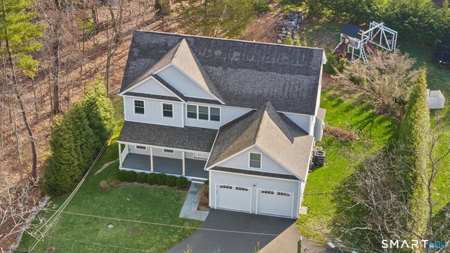 Building Photo - 1049 Stillwater Rd