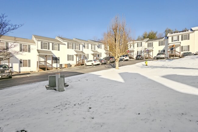 Building Photo - 2023 Weaver Pike