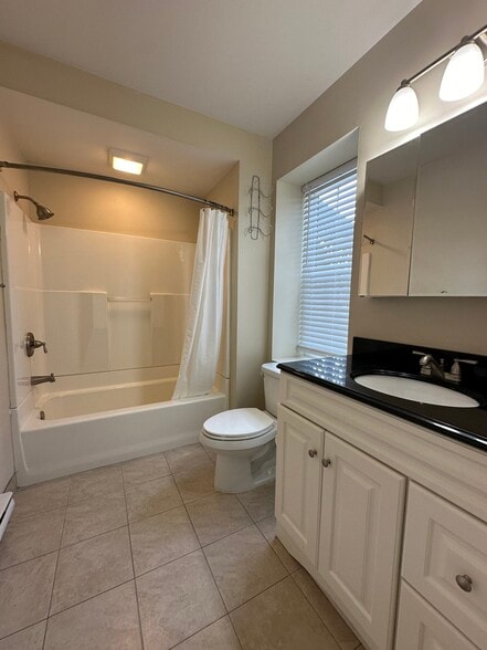 Bathroom - 1125 3rd St