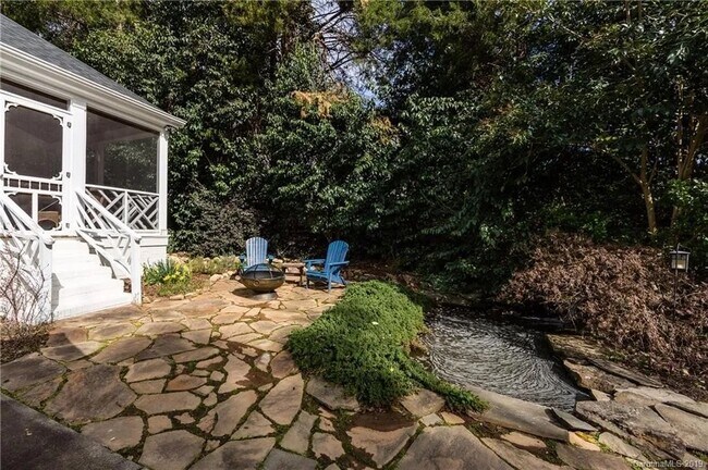 Building Photo - 2127 Edenton Rd