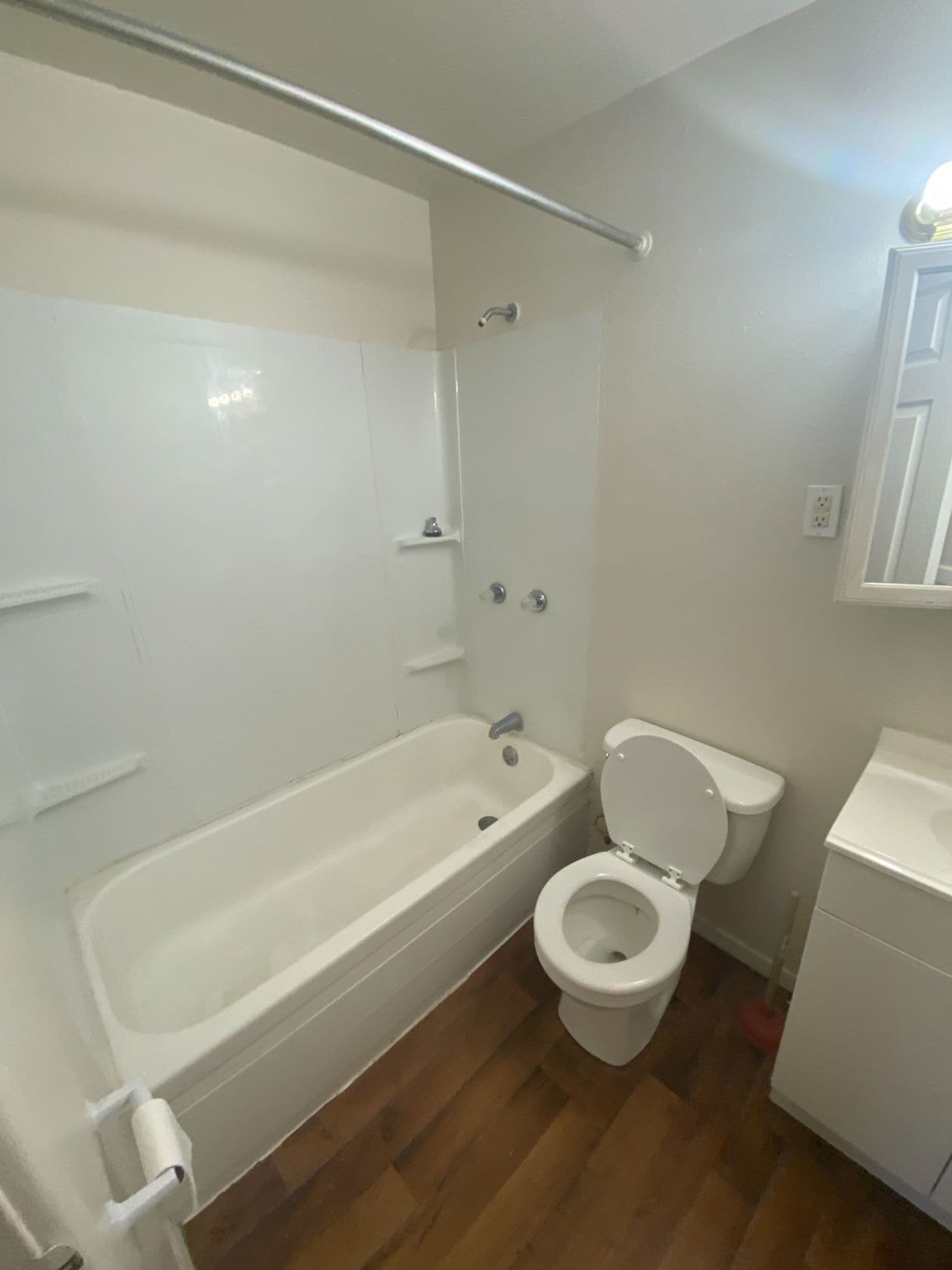 Building Photo - 5821 Stieren Dr