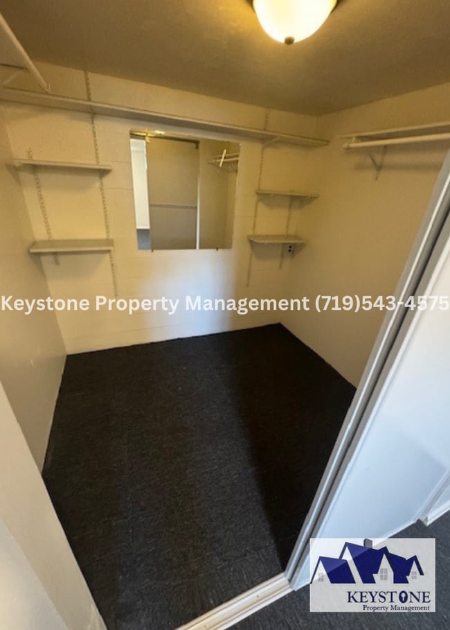 Building Photo - Remodeled 3 Bedroom/1 Bathroom House $1350...
