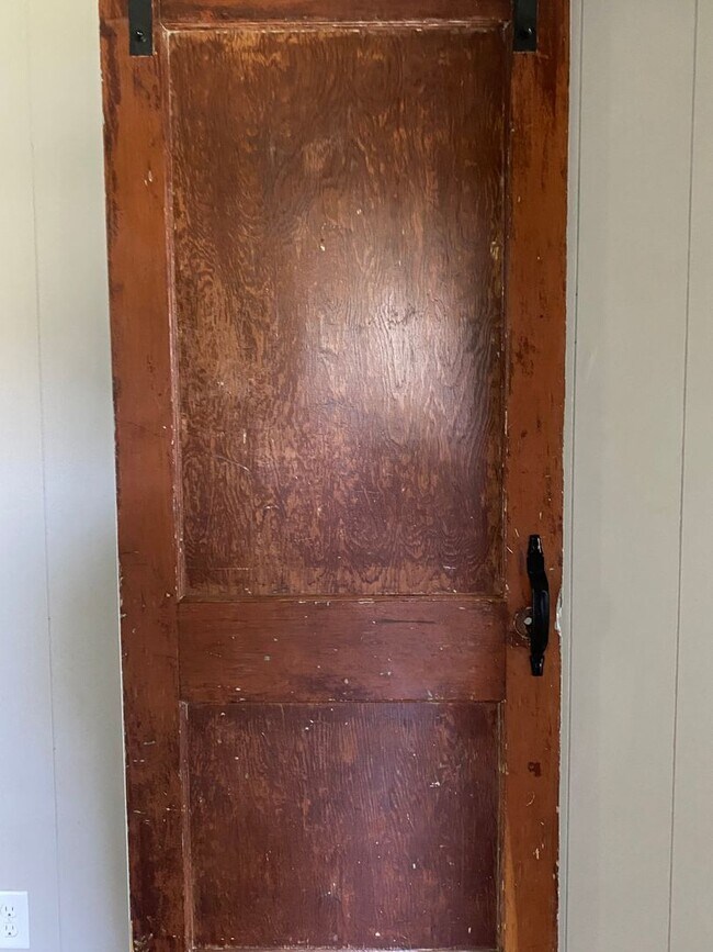 Building Photo - 3 Bed 1.5 Bath Cozy Country Home! - Muscle Shoals, AL